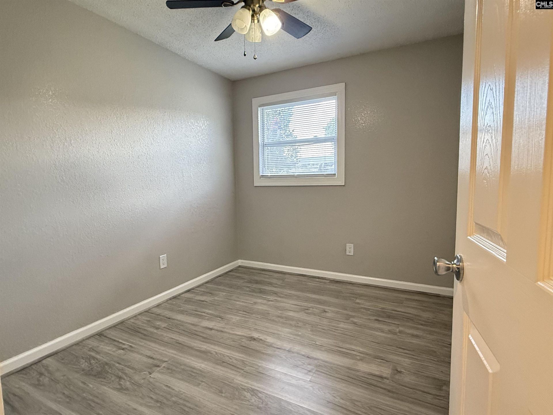 4137 Delree Street  Photo 14