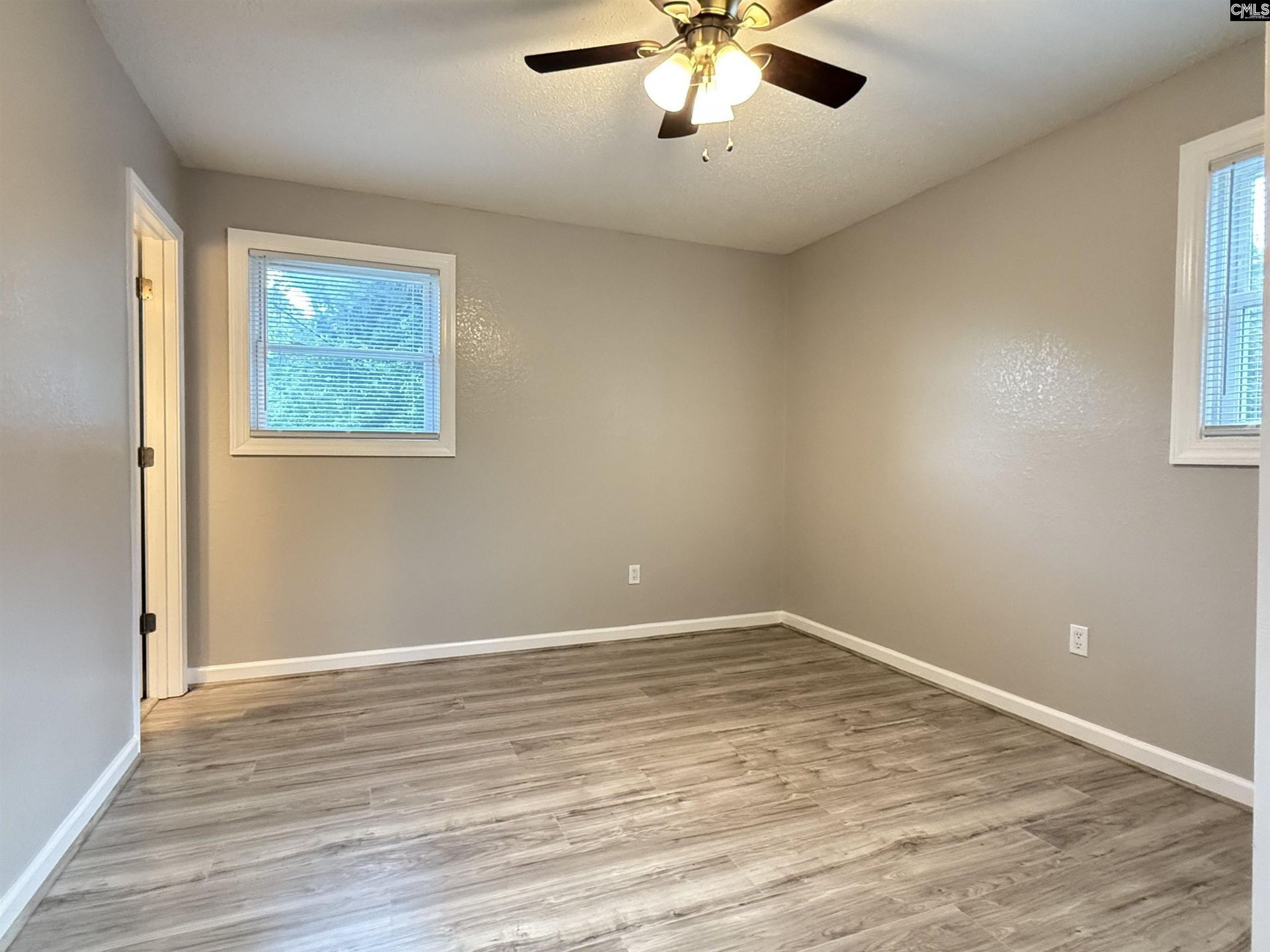 4137 Delree Street  Photo 16