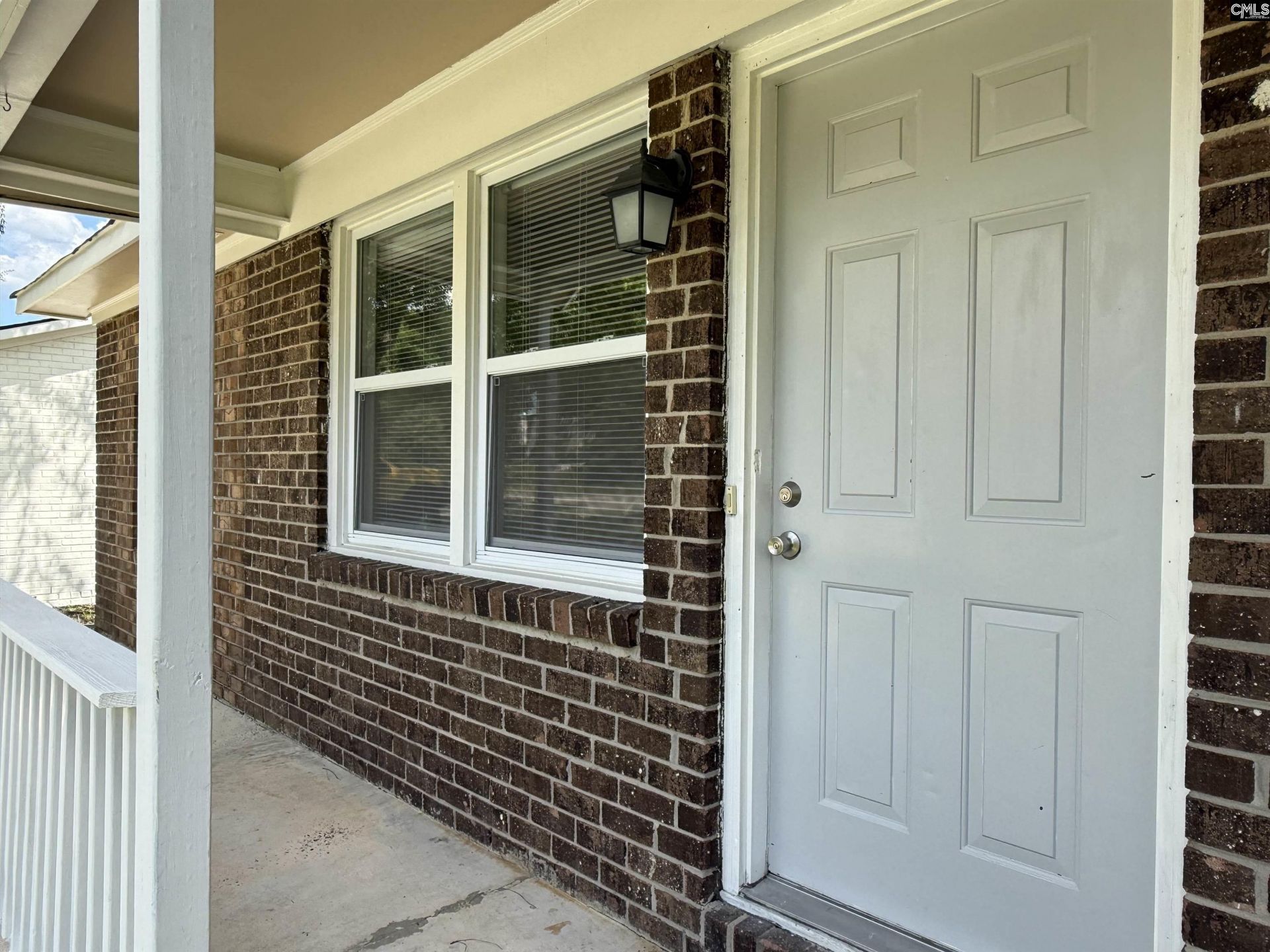 4137 Delree Street  Photo 5