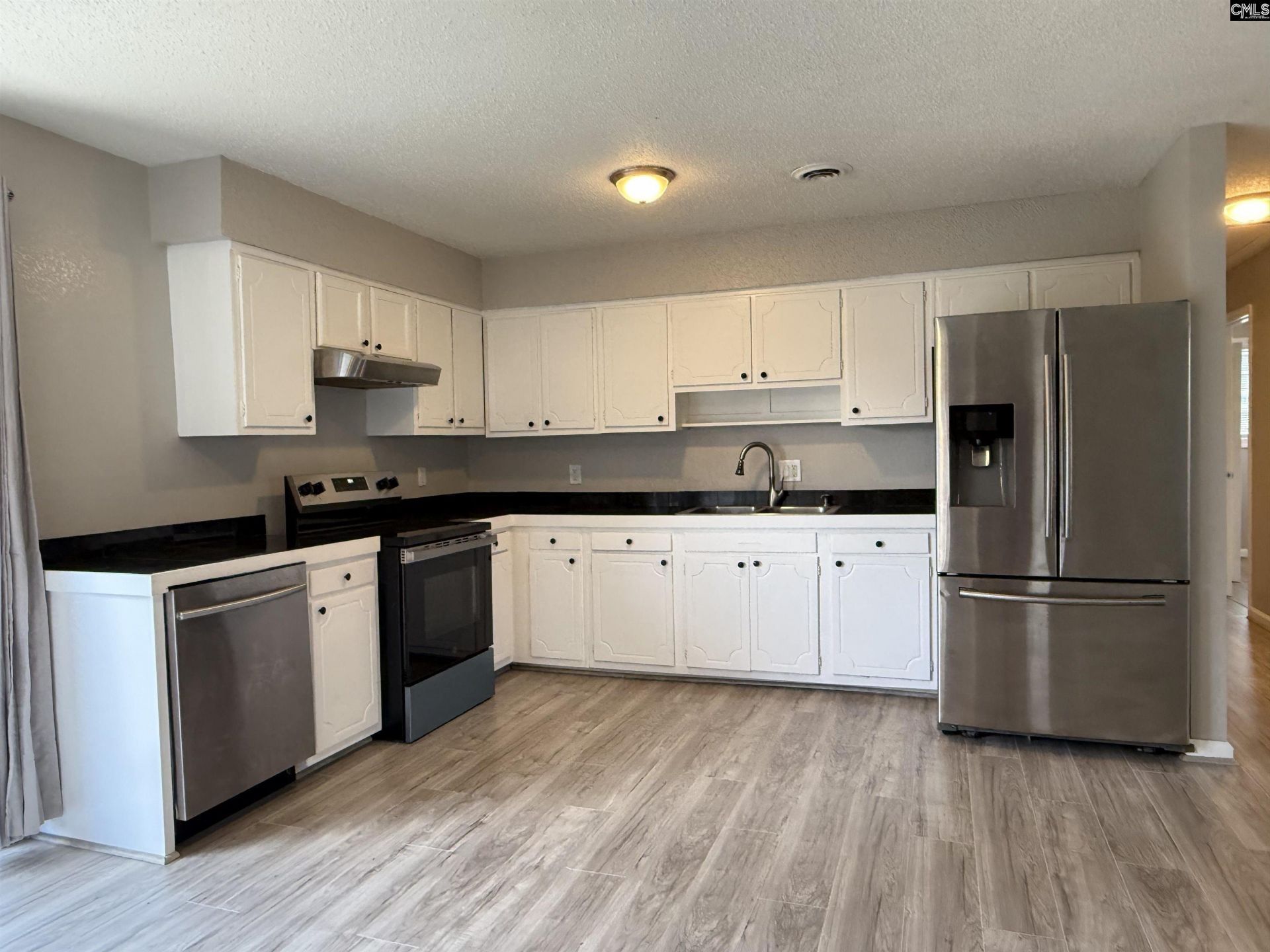 4137 Delree Street  Photo 9