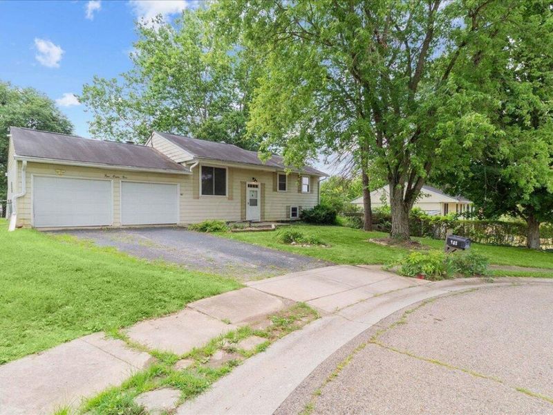 483 Lewis Court , Johnstown, OH 43031 Photo 3