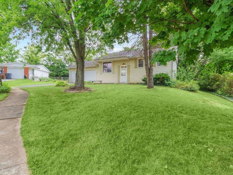 483 Lewis Court , Johnstown, OH 43031 Photo 4