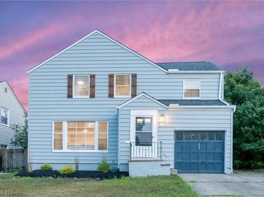 23100 E Groveland Road, Beachwood, OH 44122