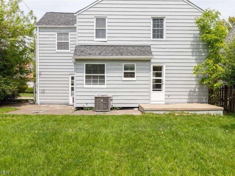 23100 E Groveland Road , Beachwood, OH 44122 Photo 26