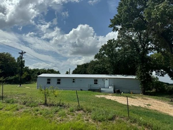 4219 Southern Oaks Road , Cleburne, TX 76031