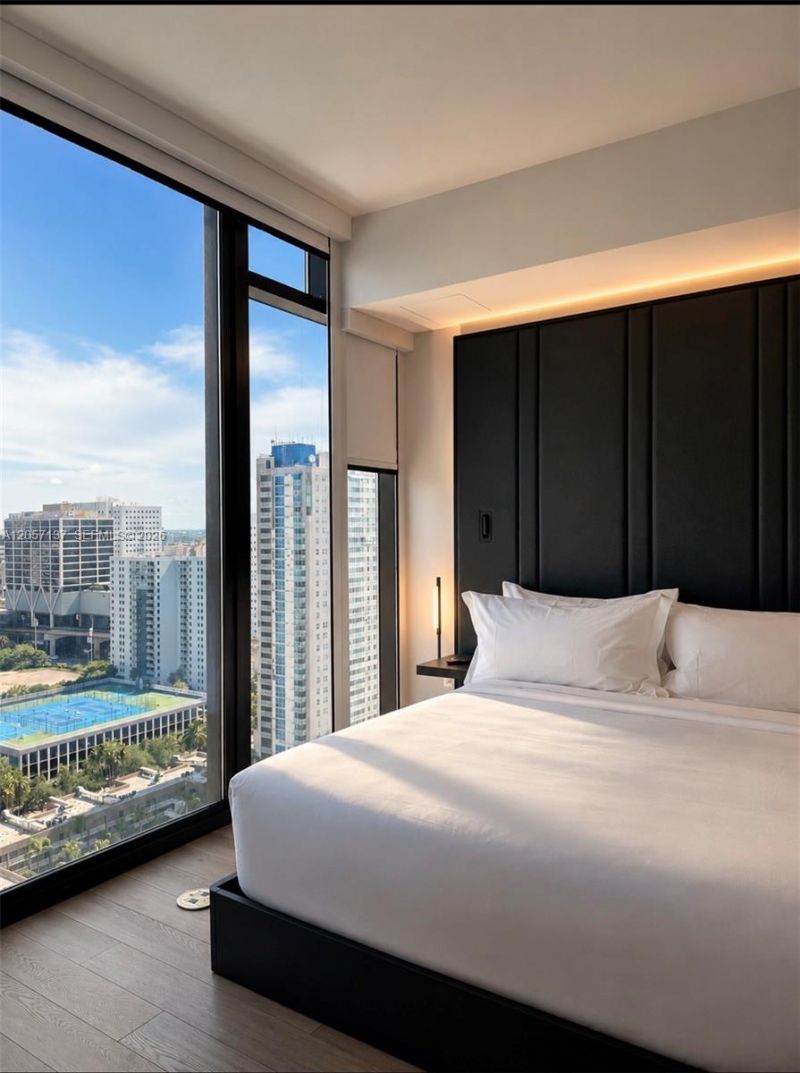 20 NE 11th St , Unit 3705, Miami, FL 33132 Photo
