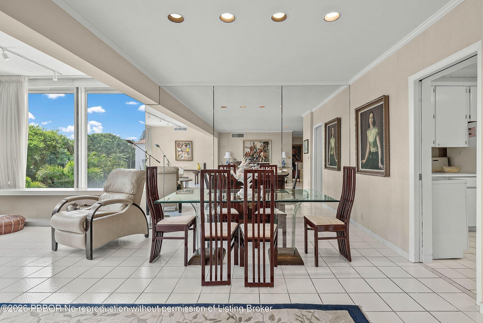 44 Cocoanut Row, Unit 222B, Palm Beach, FL 33480 Photo