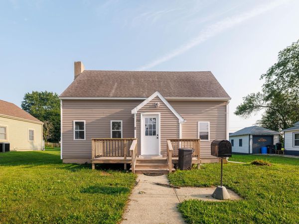 207 E Allen Street , Kentland, IN 47951