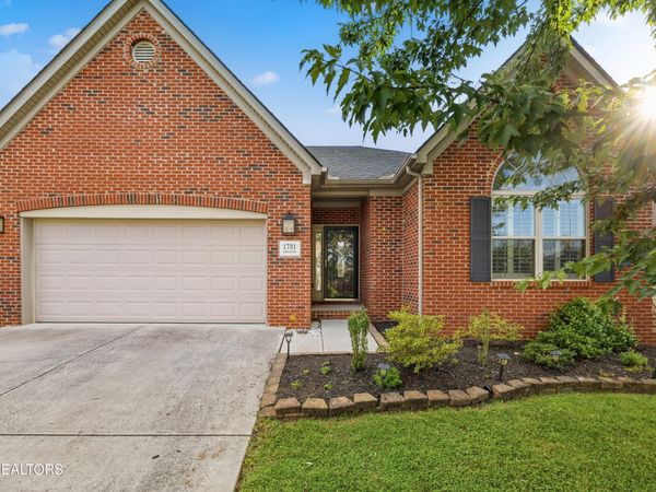 1731 Sawgrass Rd, Knoxville, TN 37922