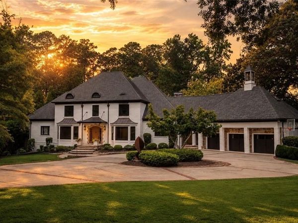 4500 Powers Ferry Road, Atlanta, GA 30327