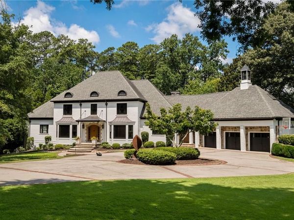 4500 Powers Ferry Road, Atlanta, GA 30327