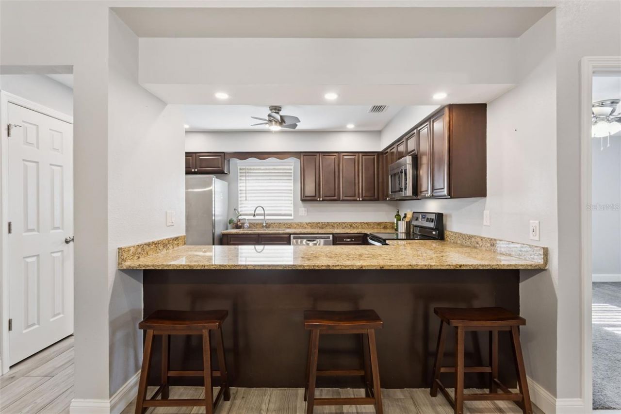 5432 Southgrove Place, Lakeland, FL 33812 Photo
