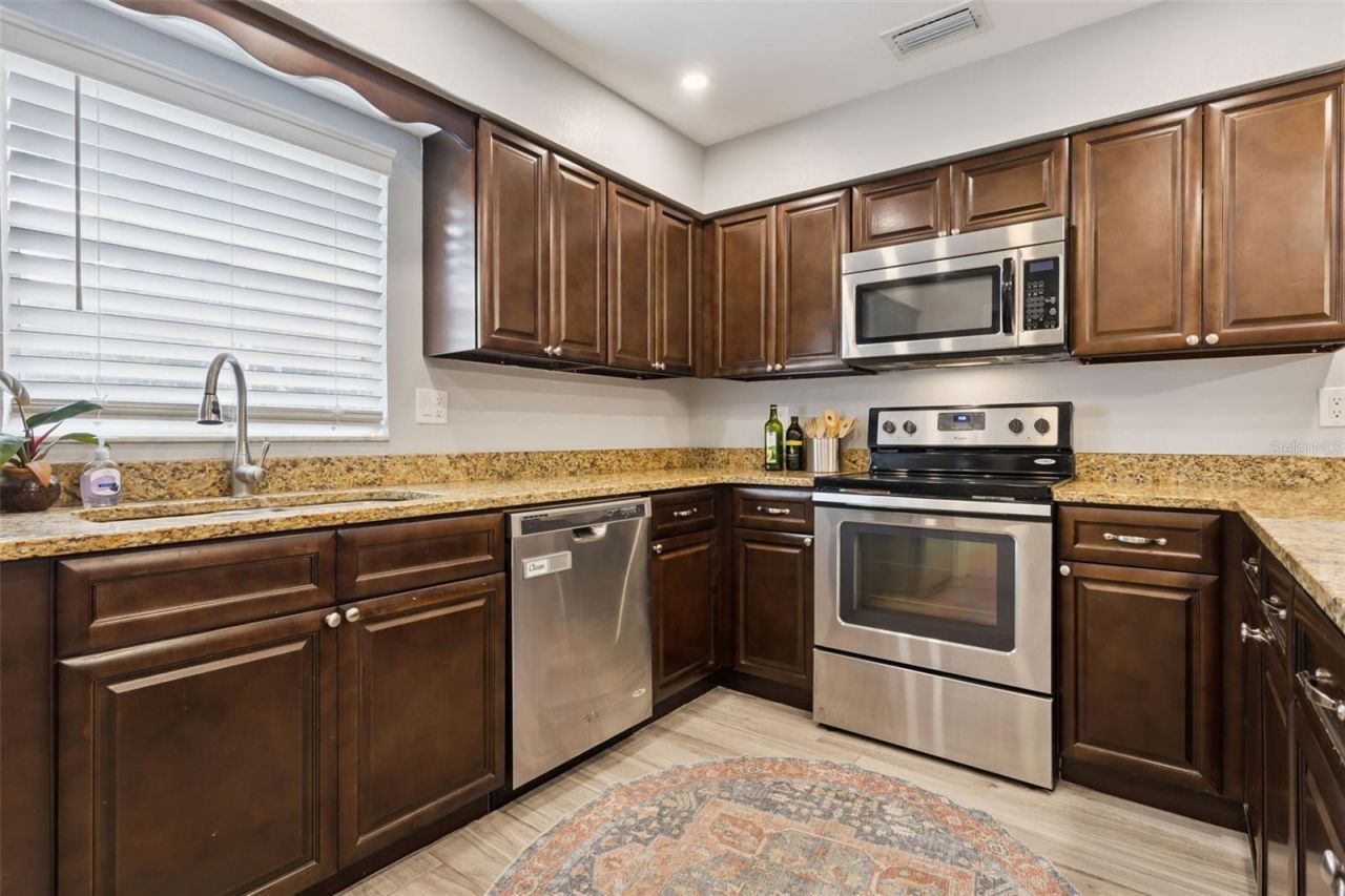 5432 Southgrove Place, Lakeland, FL 33812 Photo