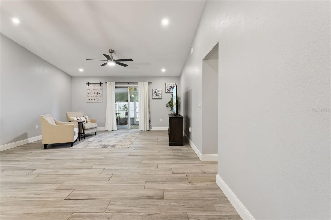 5432 Southgrove Place, Lakeland, FL 33812 Photo