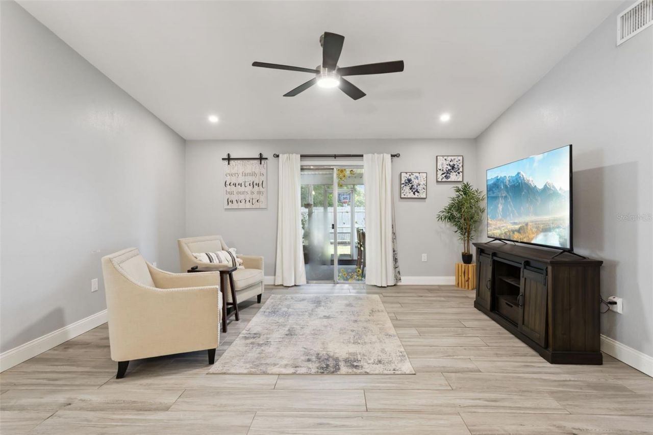 5432 Southgrove Place, Lakeland, FL 33812 Photo