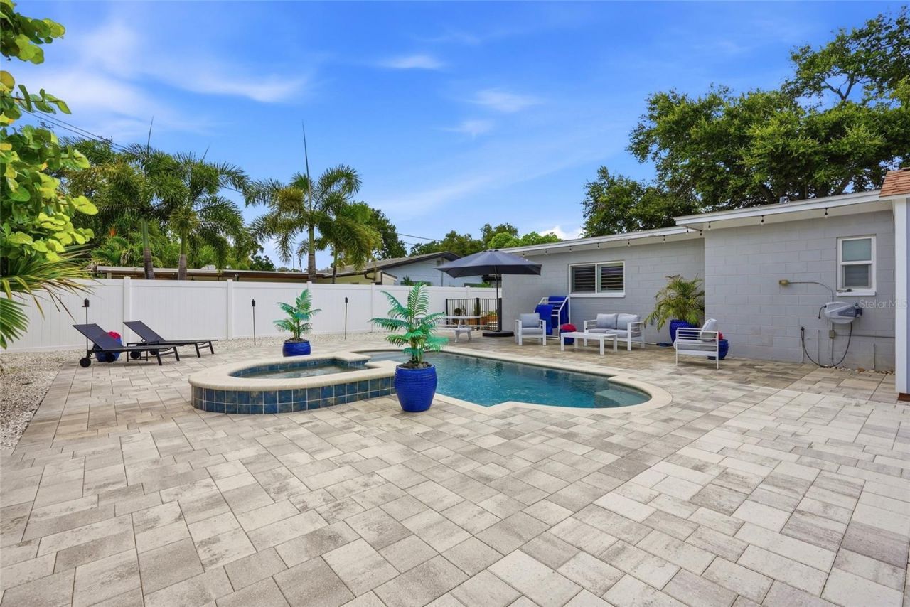 5580 Tangelo Road , Seminole, FL 33772 Photo