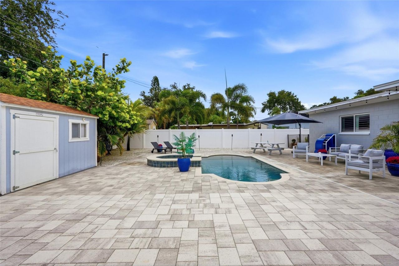 5580 Tangelo Road , Seminole, FL 33772 Photo