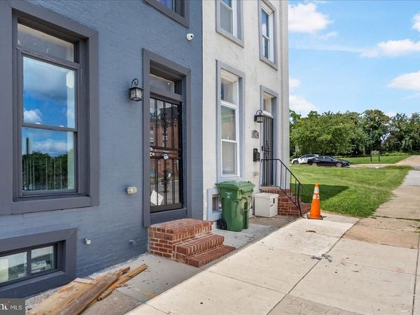 922 N CAROLINE STREET , BALTIMORE, MD 21205