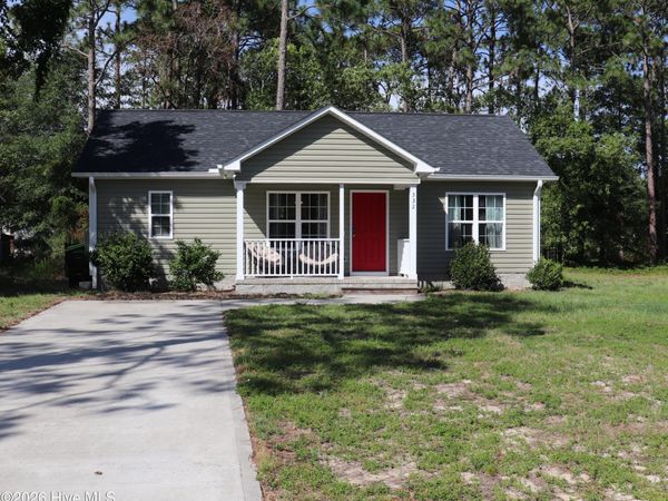 332 Holly Drive , Southport, NC 28461