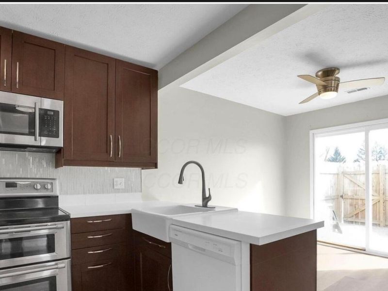 2533 Broadleaf Court, Columbus, OH 43224 Photo 5