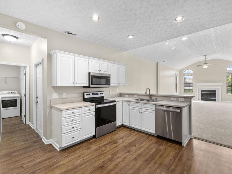3745 Stoneway Point, Powell, OH 43065 Photo 12