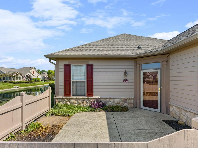 3745 Stoneway Point, Powell, OH 43065 Photo 3