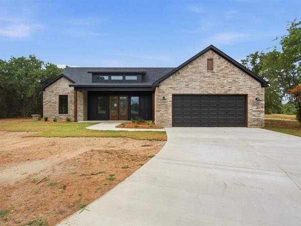 132 Graystone , Weatherford, TX 76088