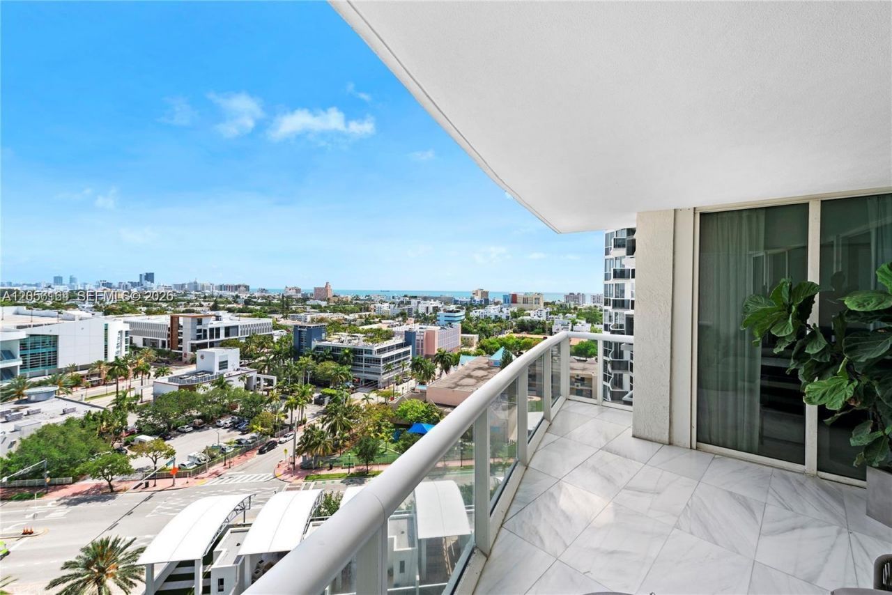 400 Alton Rd, Unit 1405, Miami Beach, FL 33139 Photo