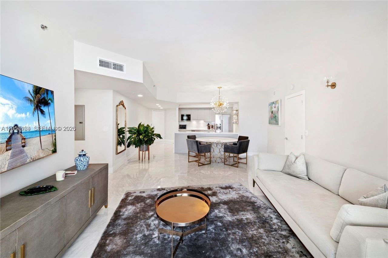 400 Alton Rd, Unit 1405, Miami Beach, FL 33139 Photo