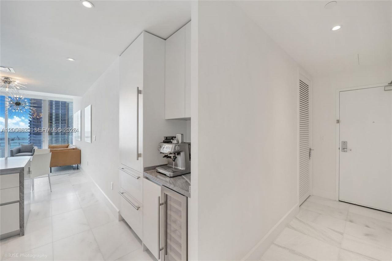 700 NE 26th Ter , Unit 3204, Miami, FL 33137 Photo