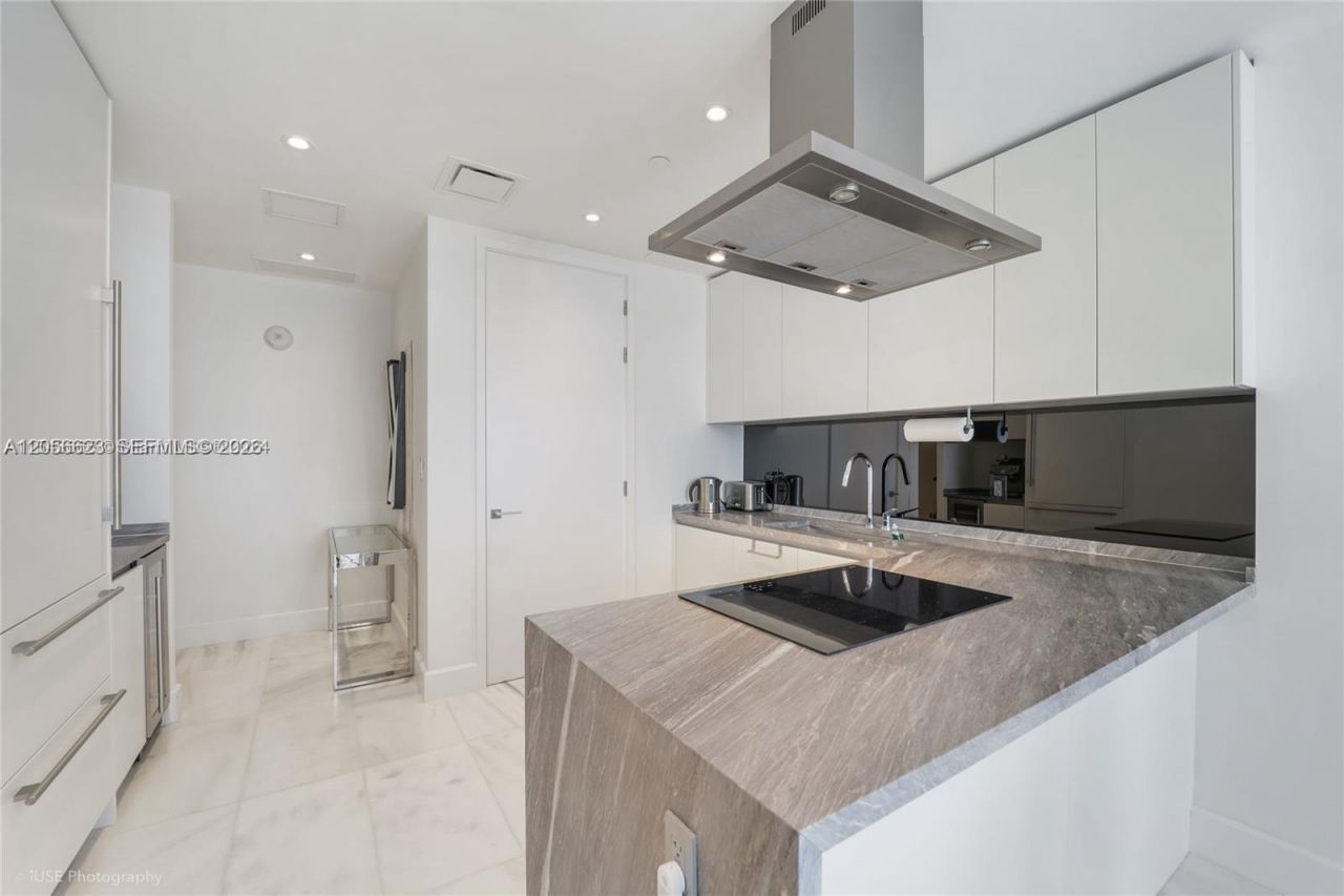 700 NE 26th Ter , Unit 3204, Miami, FL 33137 Photo