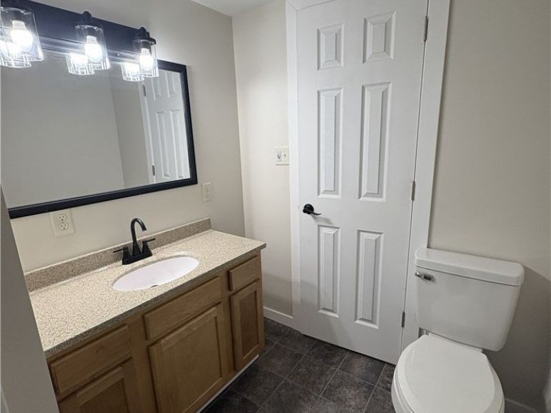 8227 Blade Road NW, Malvern, OH 44644 Photo 21