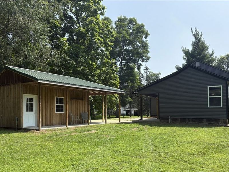 8227 Blade Road NW, Malvern, OH 44644 Photo 4