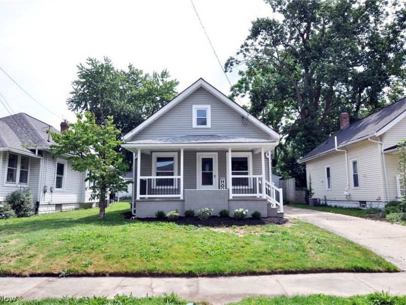 557 Wesleyan Avenue , Barberton, OH 44203 Photo 2