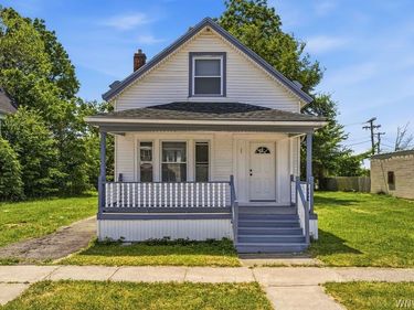 23 Cayuga Street , Buffalo, NY 14211