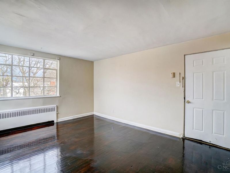 631 Mulberry Street, Lockland, OH 45215 Photo 2
