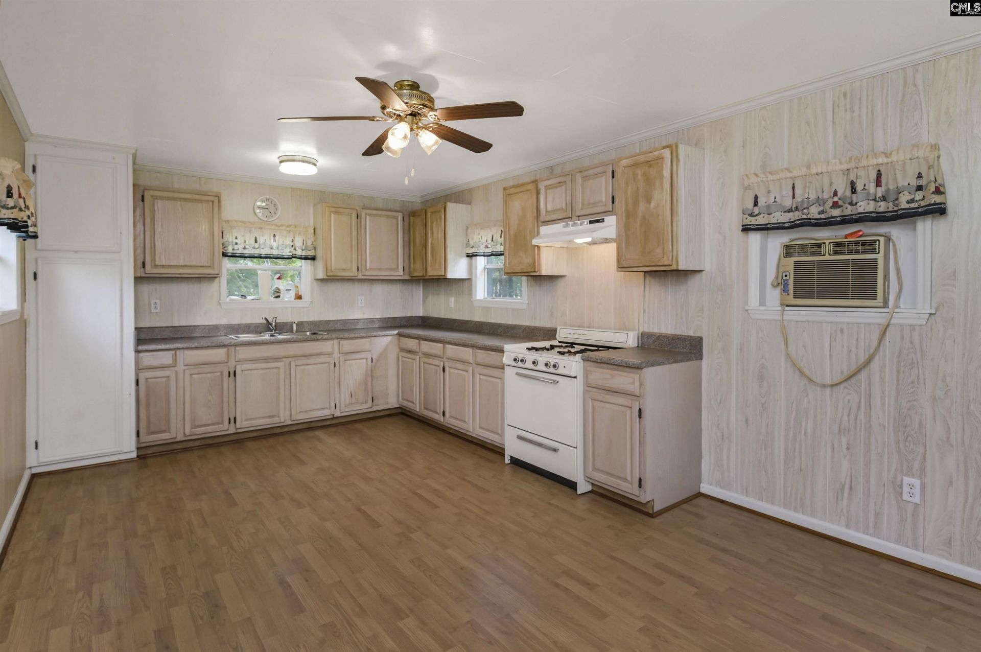 409 Hayride Road  Photo 16