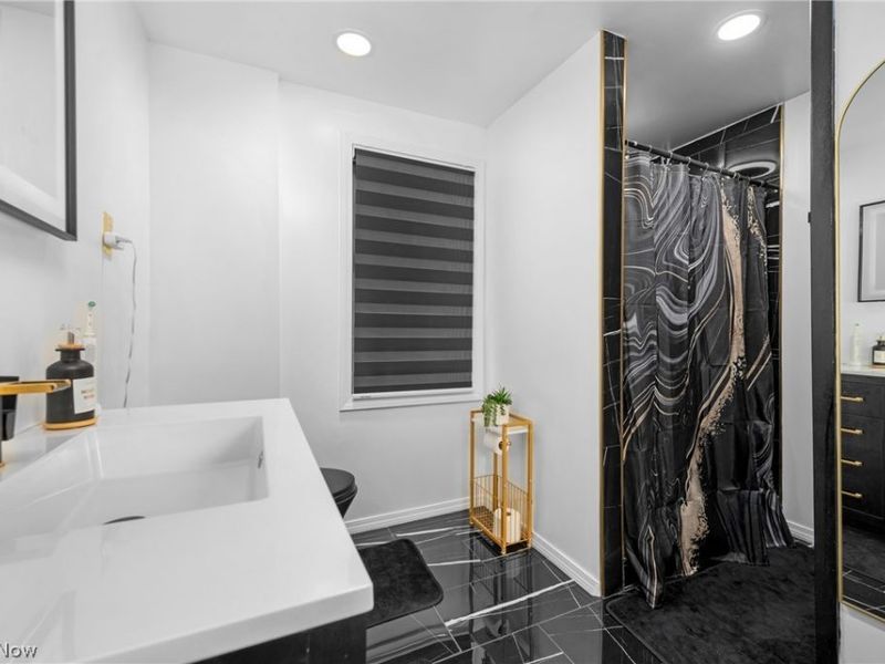 3151 W 105th Street , Cleveland, OH 44111 Photo 24