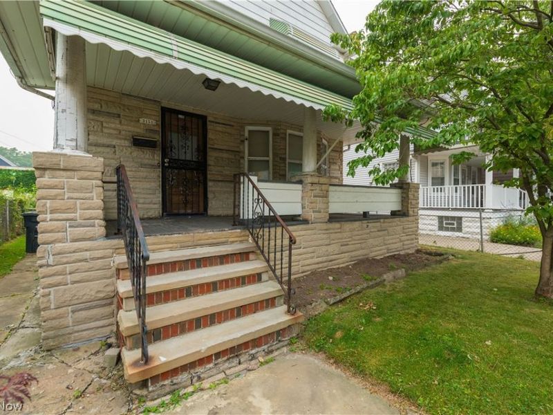 3151 W 105th Street , Cleveland, OH 44111 Photo 3