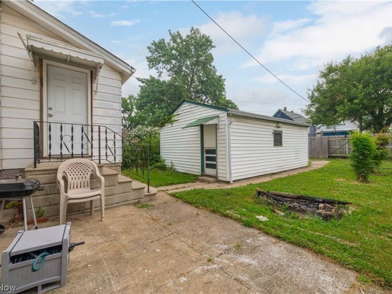 3151 W 105th Street , Cleveland, OH 44111 Photo 34