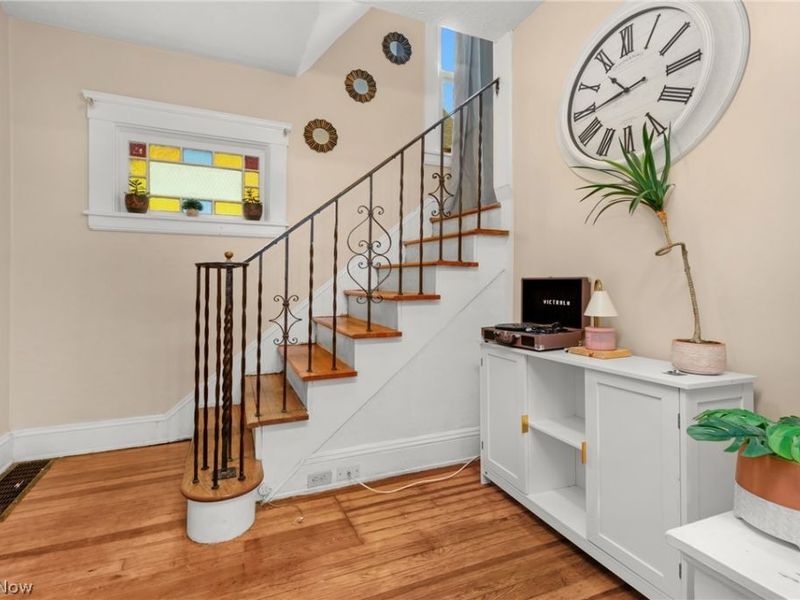 3151 W 105th Street , Cleveland, OH 44111 Photo 8