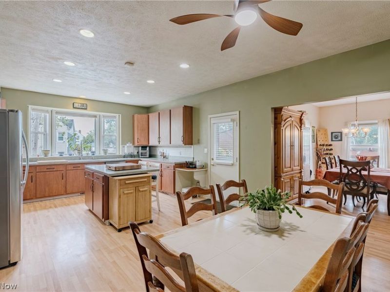 6306 Meadowbrook Road, Garfield Heights, OH 44125 Photo 11