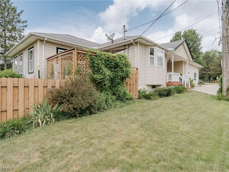 6306 Meadowbrook Road, Garfield Heights, OH 44125 Photo 3