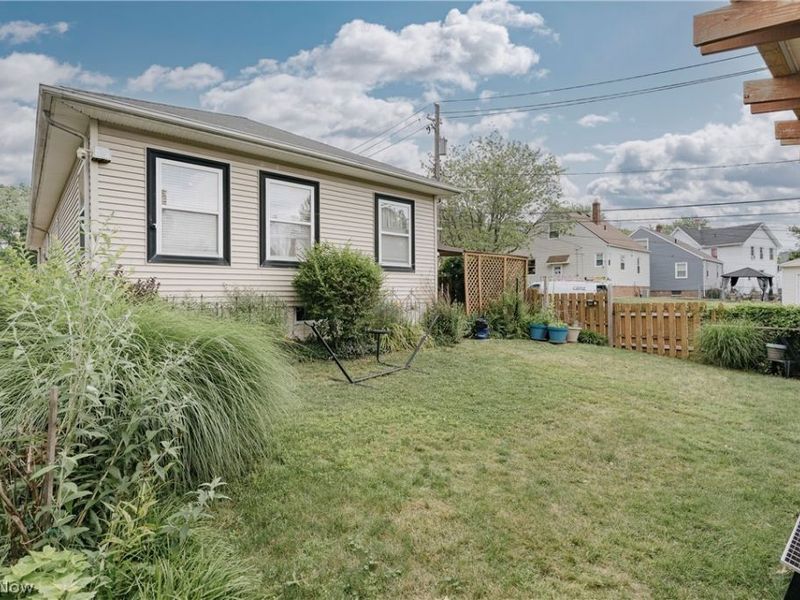 6306 Meadowbrook Road, Garfield Heights, OH 44125 Photo 37