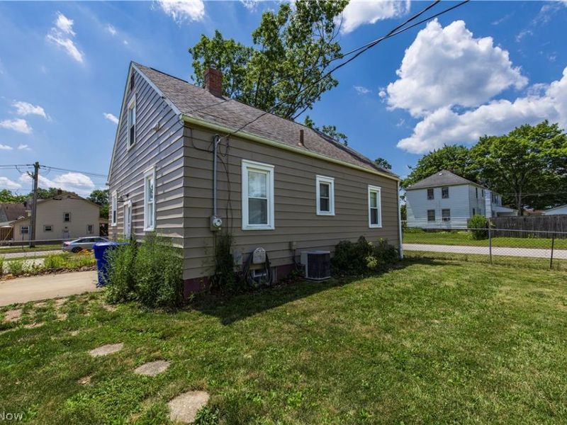 33 Pierce Avenue , Cuyahoga Falls, OH 44221 Photo 39