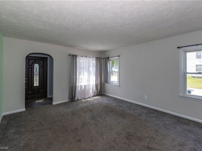 33 Pierce Avenue , Cuyahoga Falls, OH 44221 Photo 7