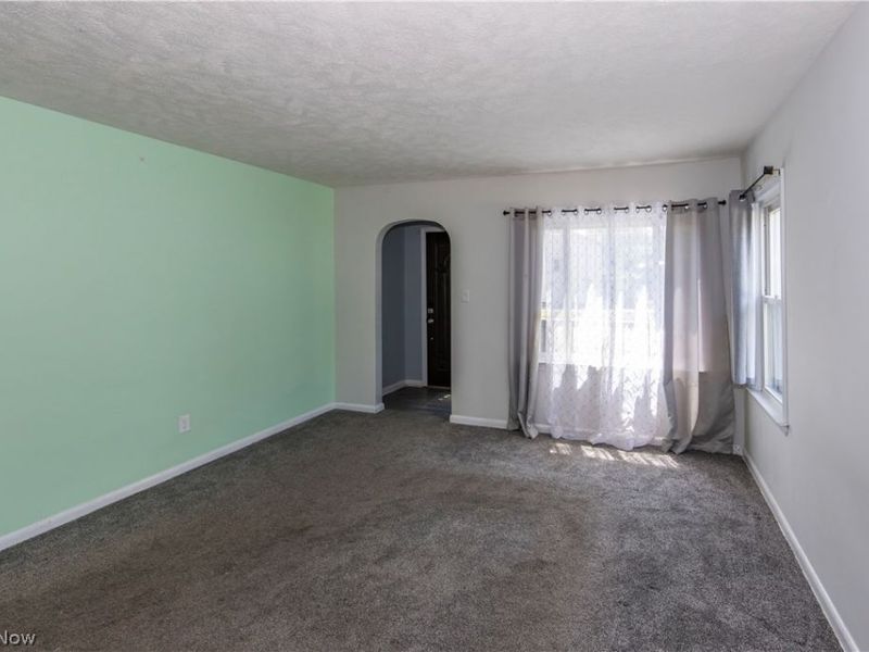 33 Pierce Avenue , Cuyahoga Falls, OH 44221 Photo 9