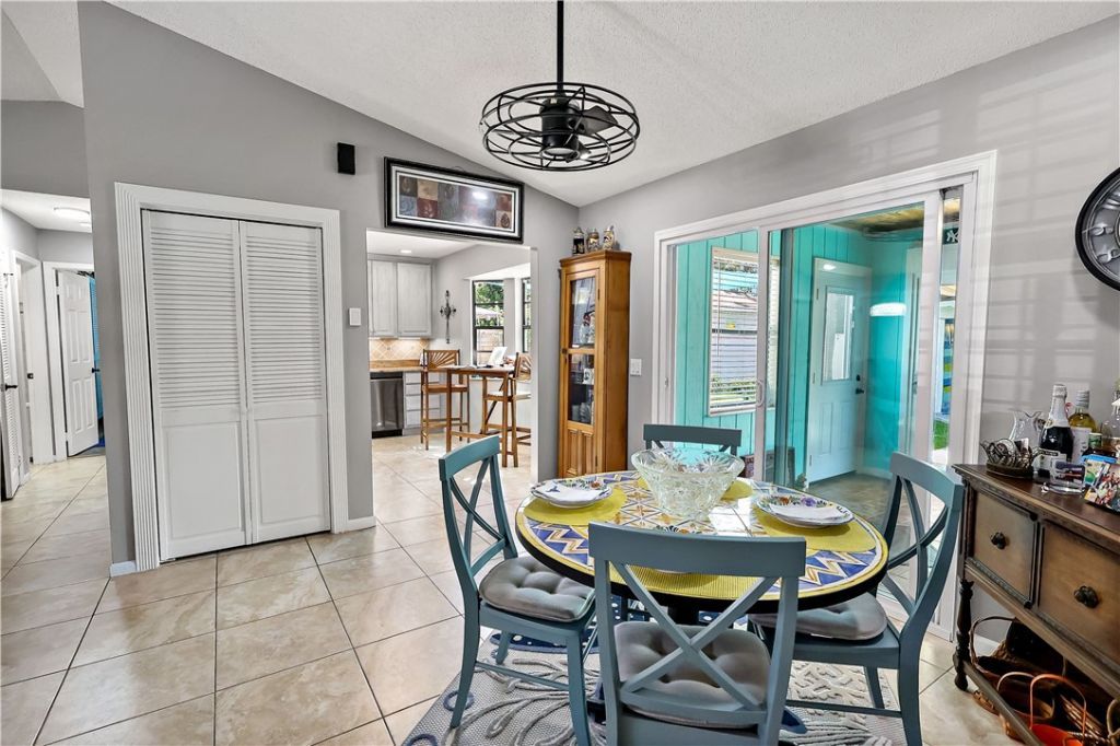 175 9th Court, Vero Beach, FL 32962 Photo
