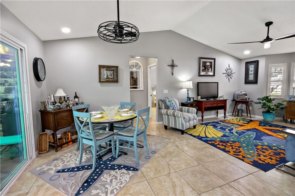 175 9th Court, Vero Beach, FL 32962 Photo