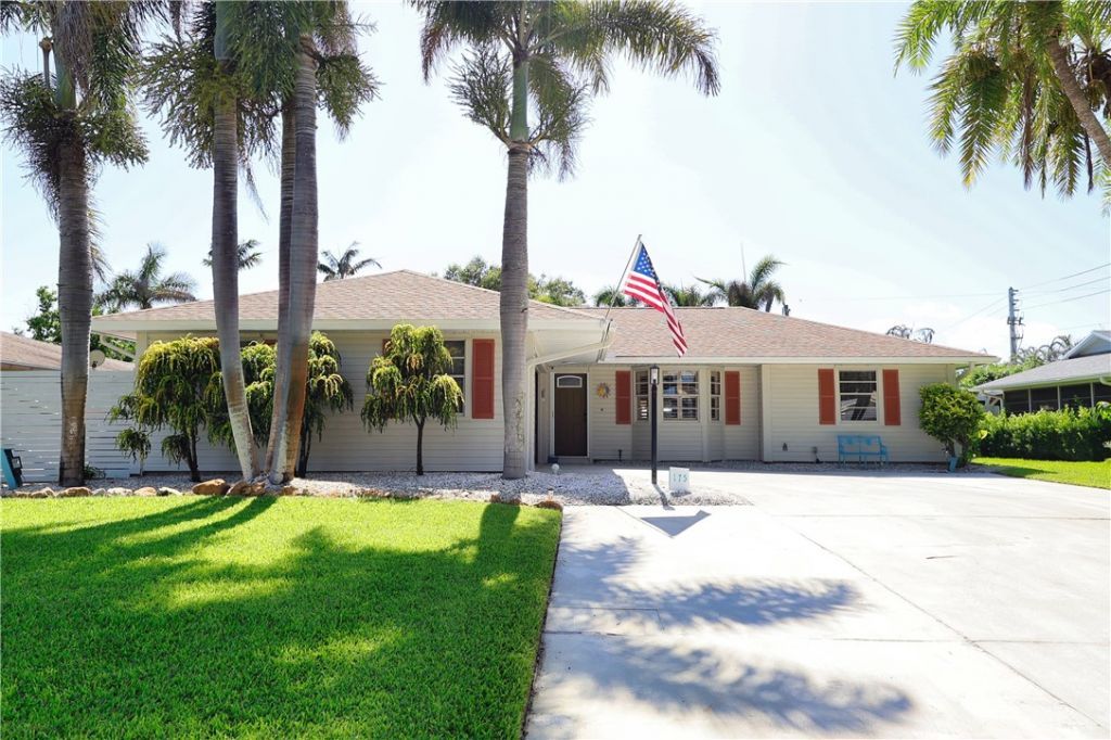 175 9th Court, Vero Beach, FL 32962 Photo